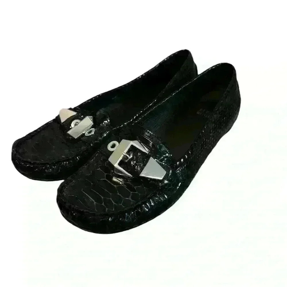 Stuart Weitzman Snakeskin Loafers Size 8M